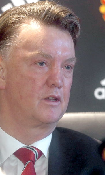 Van Gaal thinks United fans should be 'happy' with recent results